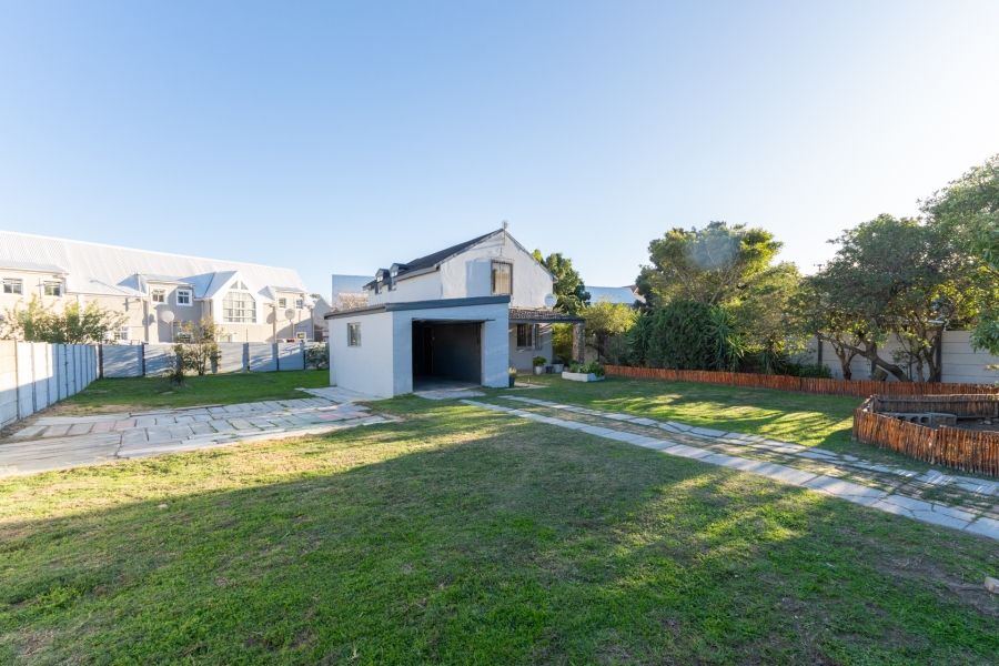 2 Bedroom Property for Sale in Guldenland Western Cape